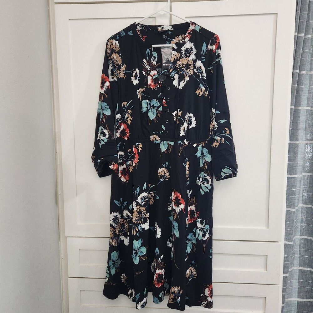Torrid Black Floral Challis Lace Up Shirt Dress Size 00 Medium/Large 10 NWT New